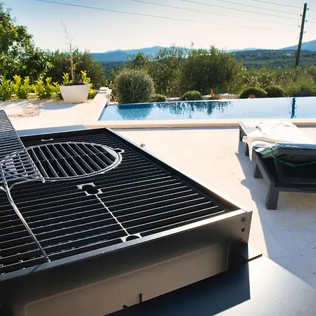 Campagna Вилла Трогир